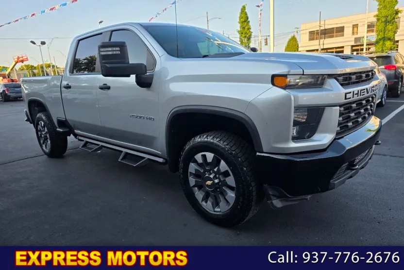 2021 Chevrolet Silverado 2500HD Custom photo 1