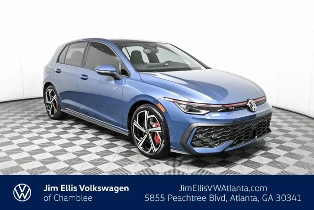 2025 Volkswagen Golf GTI SE photo 1