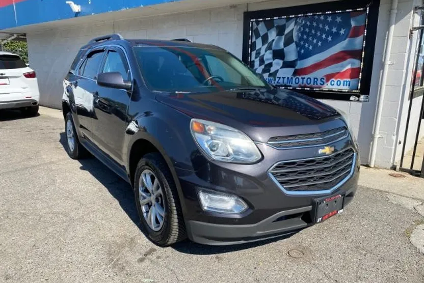 2016 Chevrolet Equinox LT photo 1