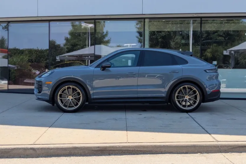 2026 Porsche Cayenne Coupe Turbo GT photo 1