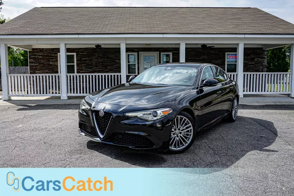 2017 Alfa Romeo Giulia photo 1