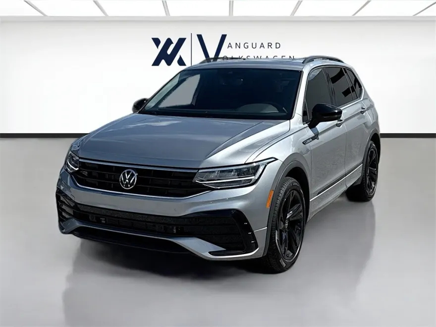 2024 Volkswagen Tiguan SE R-Line Black photo 1