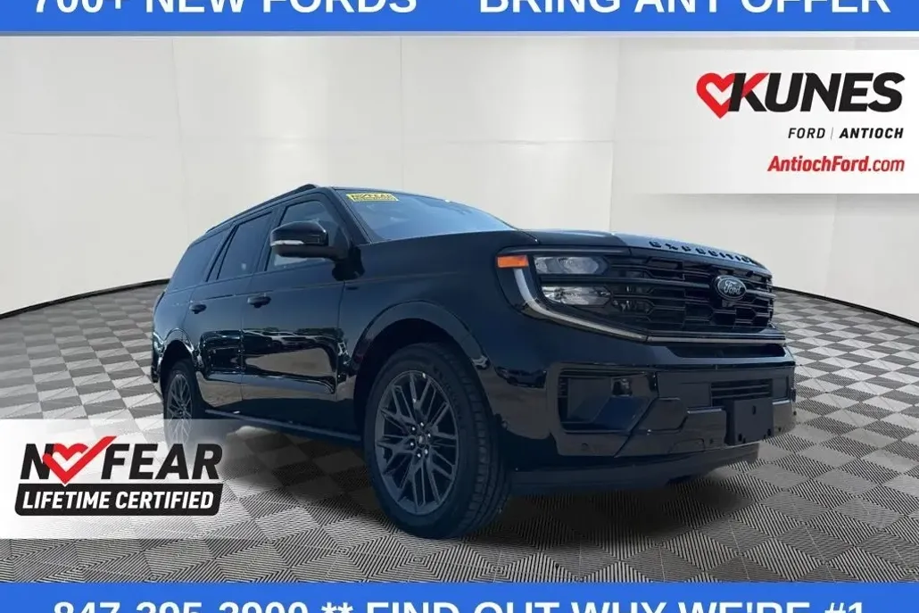 2025 Ford Expedition Platinum photo 1