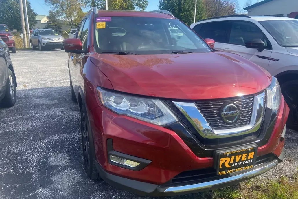 2019 Nissan Rogue SL photo 1