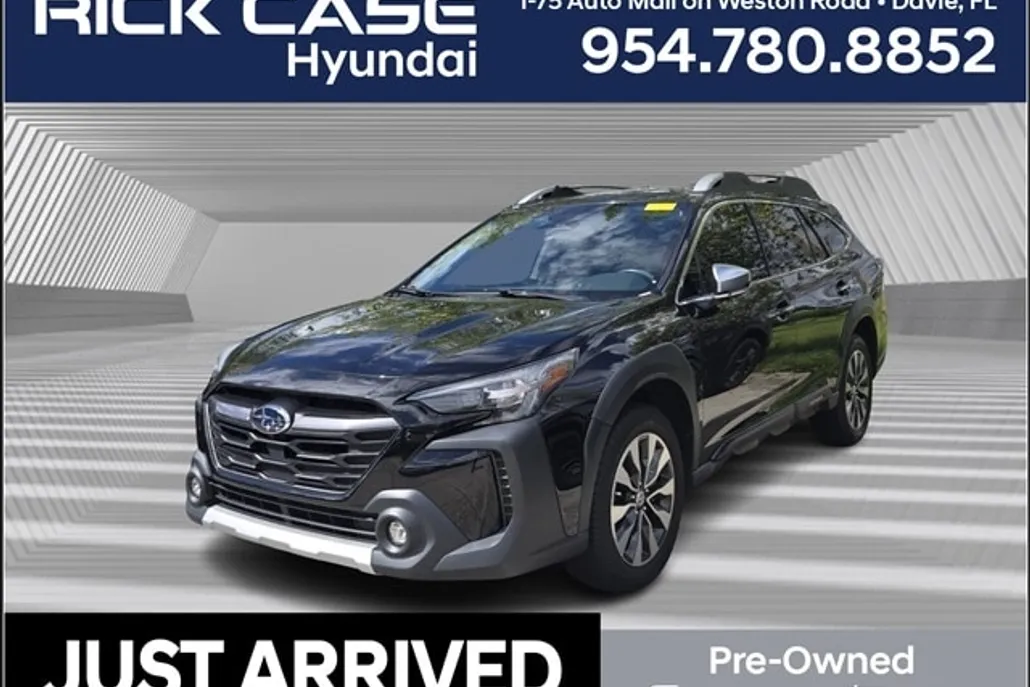 2023 Subaru Outback Touring XT photo 1