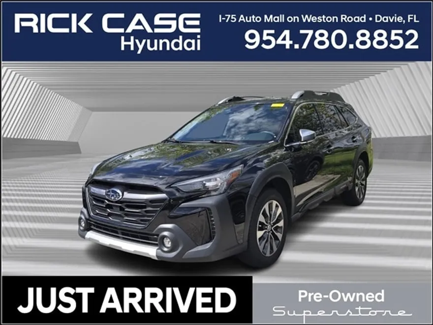 2023 Subaru Outback Touring XT photo 1