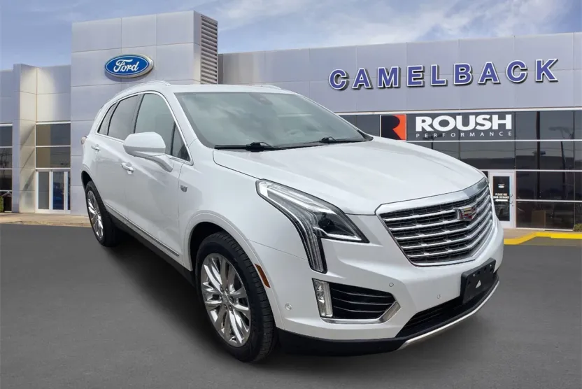 2017 Cadillac XT5 Platinum photo 1