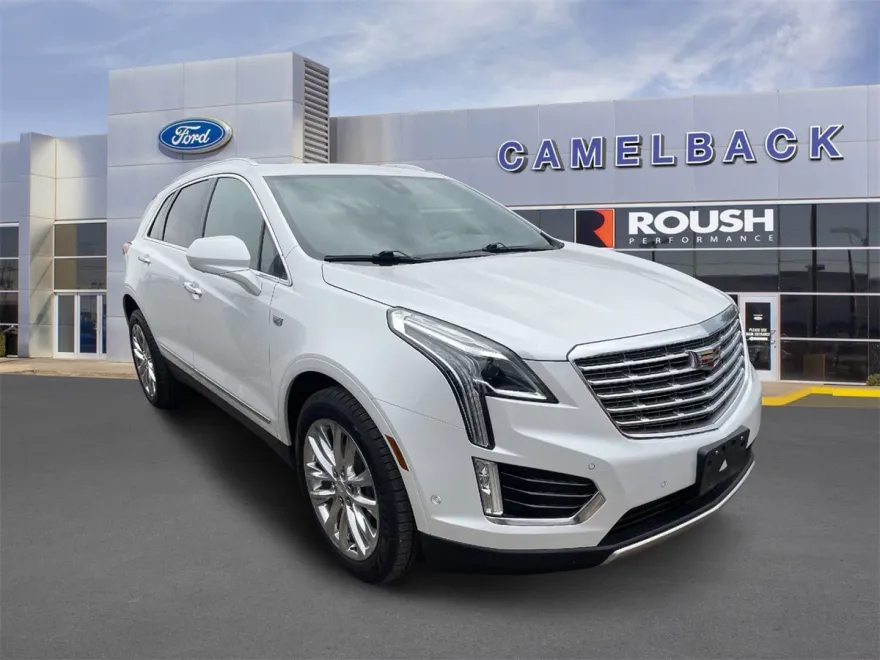2017 Cadillac XT5 Platinum photo 1