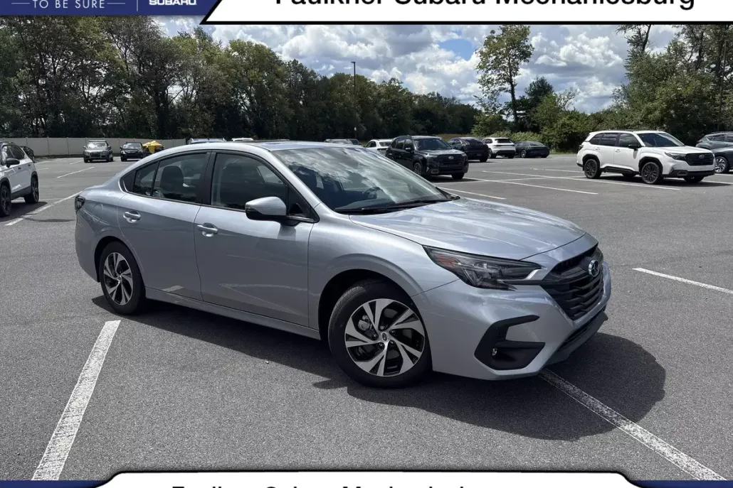2025 Subaru Legacy Premium photo 1