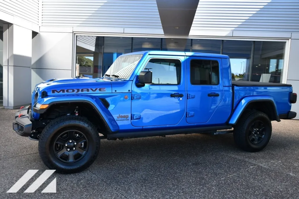 2022 Jeep Gladiator Mojave photo 1