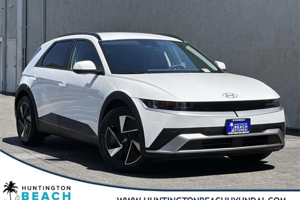 2025 Hyundai Ioniq 5 SEL photo 1
