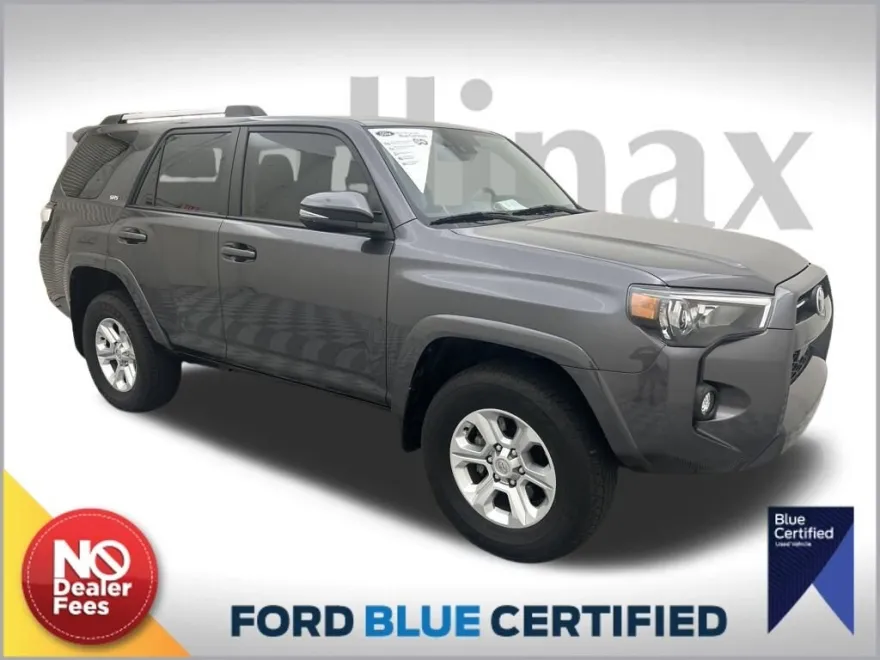 2023 Toyota 4Runner SR5 photo 1