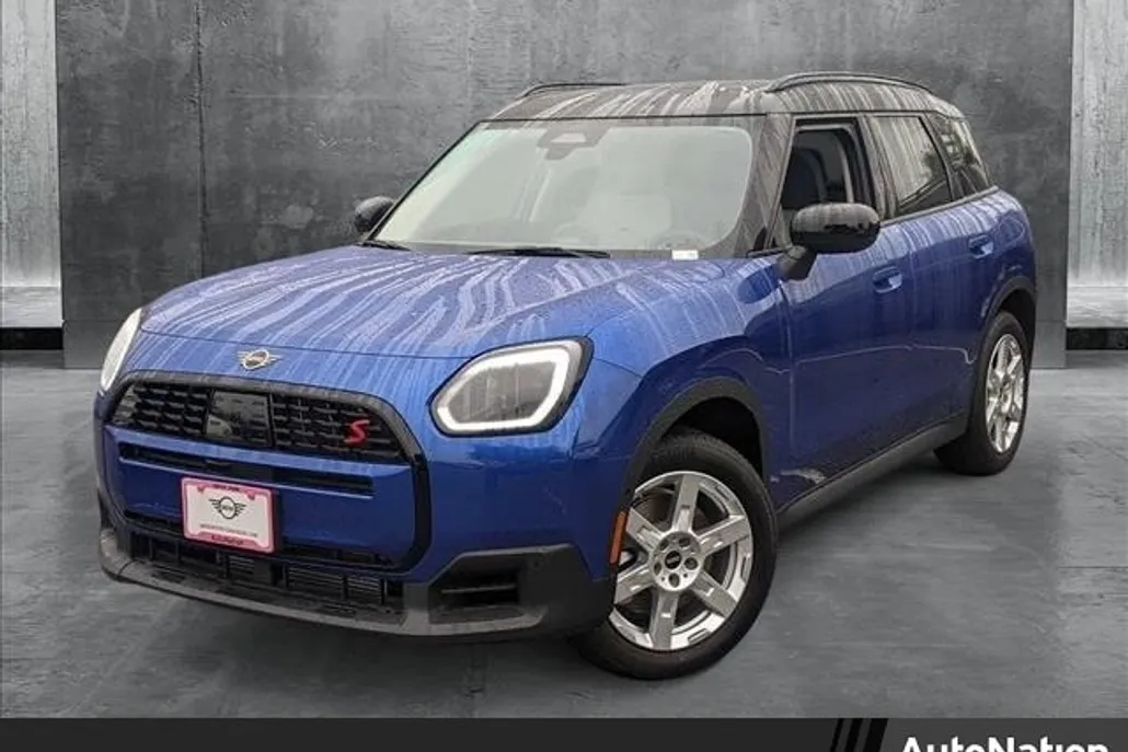 2025 Mini Countryman ALL4 Signature photo 1