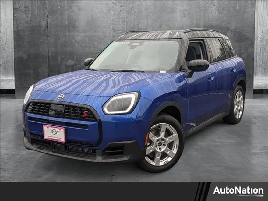 2025 Mini Countryman ALL4 Signature photo 1