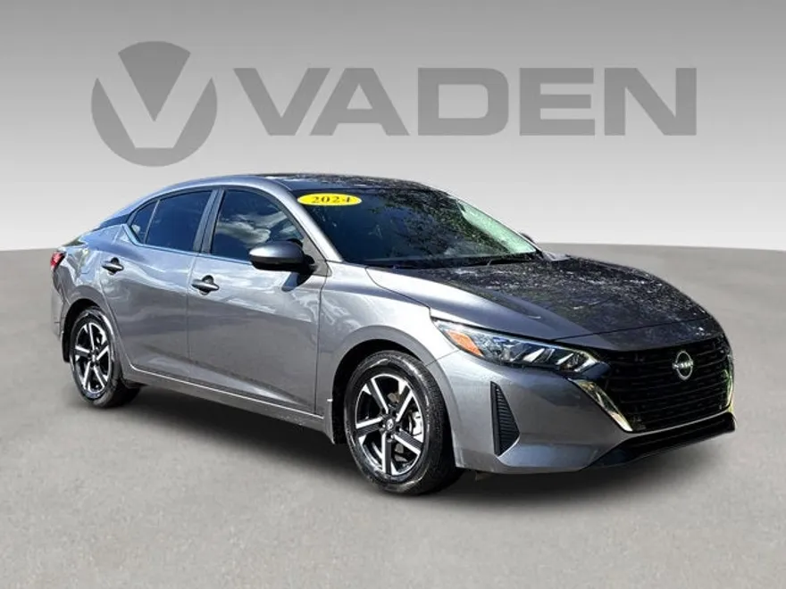 2024 Nissan Sentra SV photo 1