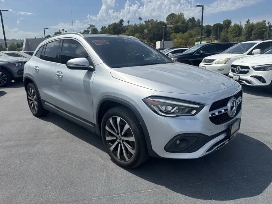 2022 Mercedes Benz GLA 250 photo 1