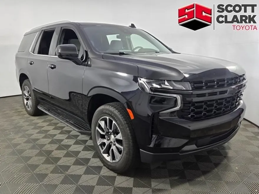 2023 Chevrolet Tahoe LS photo 1