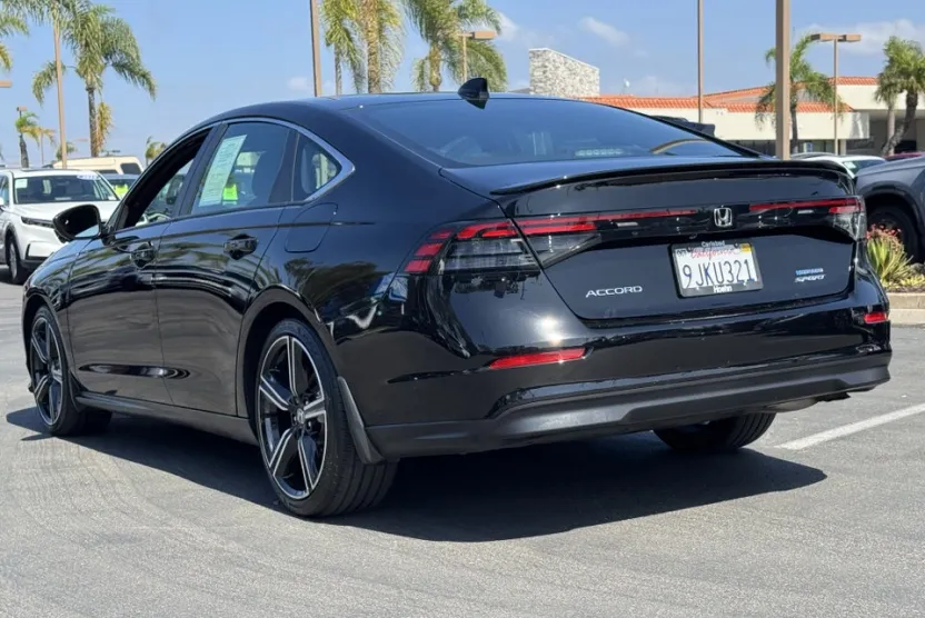 2023 Honda Accord Hybrid Sport photo 1
