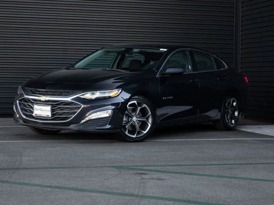 2022 Chevrolet Malibu 1LT photo 1