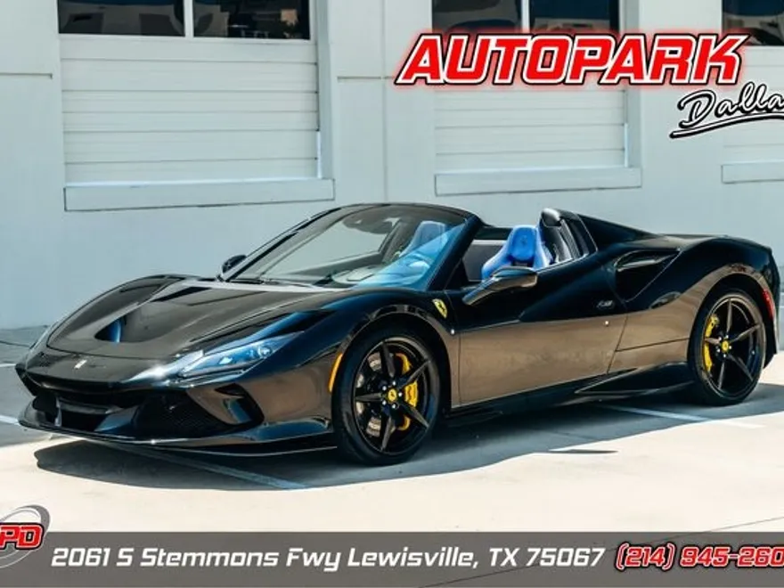 2022 Ferrari F8 Spider photo 1