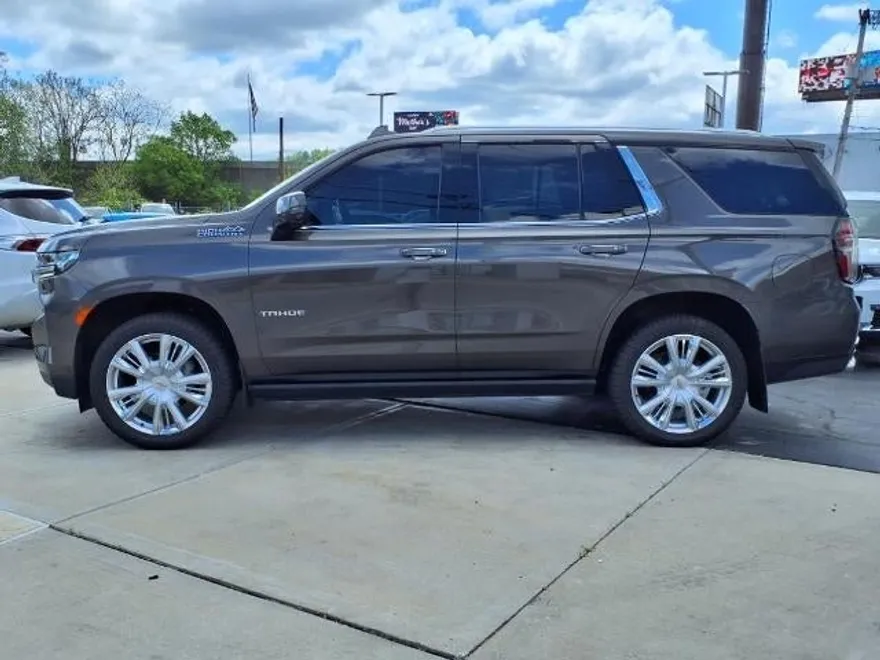 2021 Chevrolet Tahoe High Country photo 1