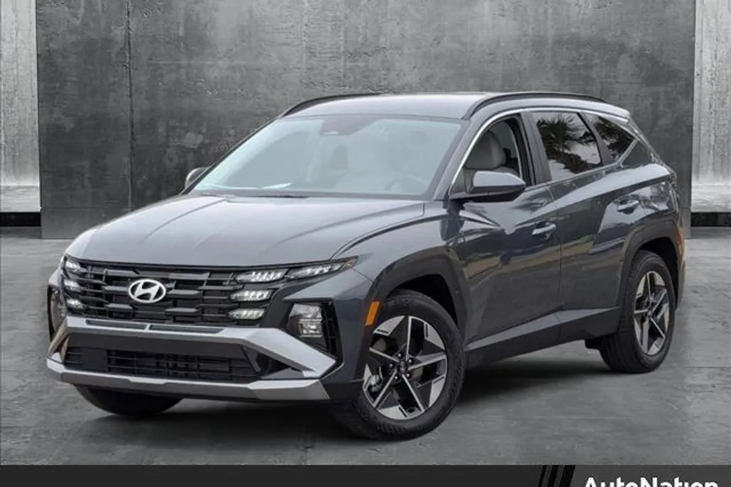2025 Hyundai Tucson SEL photo 1