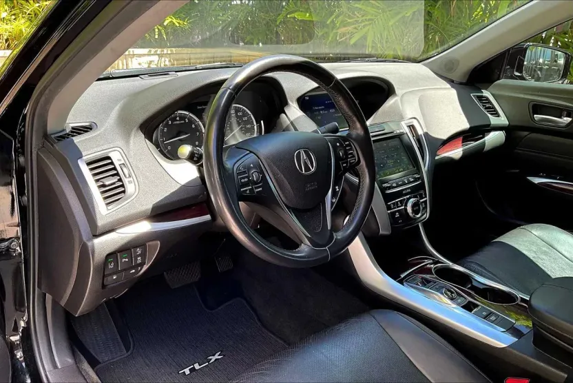 2015 Acura TLX Advance photo 1