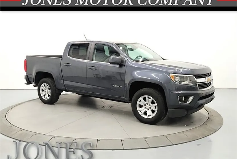 2017 Chevrolet Colorado LT photo 1