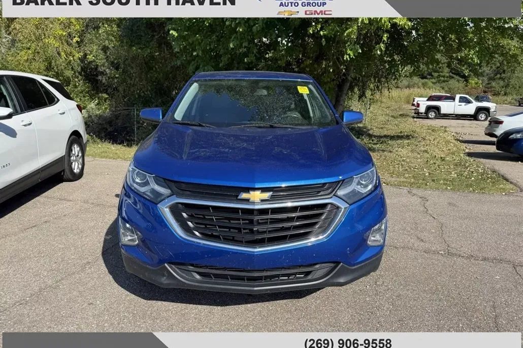 2019 Chevrolet Equinox LT photo 1