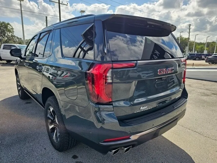 2026 Gmc Yukon AT4 Ultimate photo 1