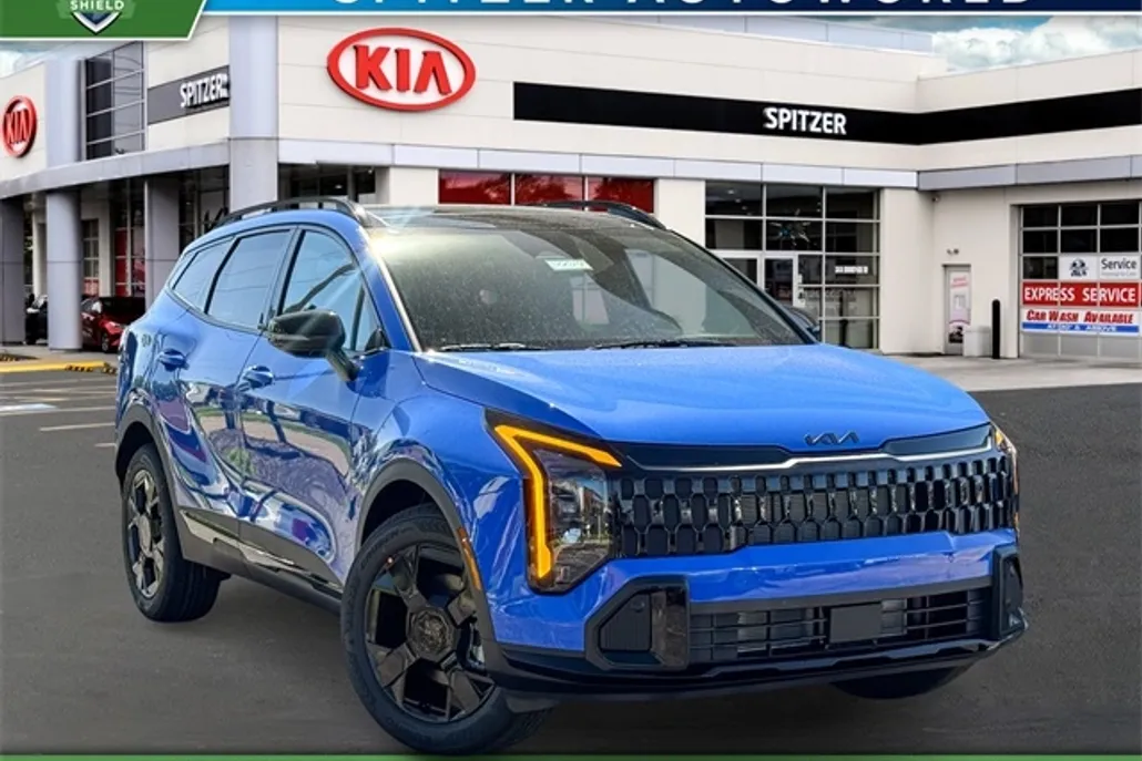2026 Kia Sportage X-Line photo 1