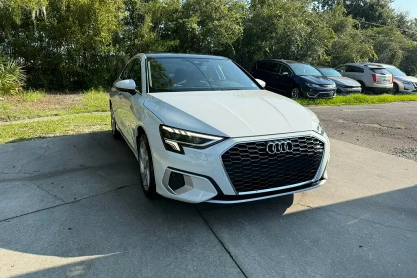 2024 Audi A3 Premium 40 TFSI photo 1