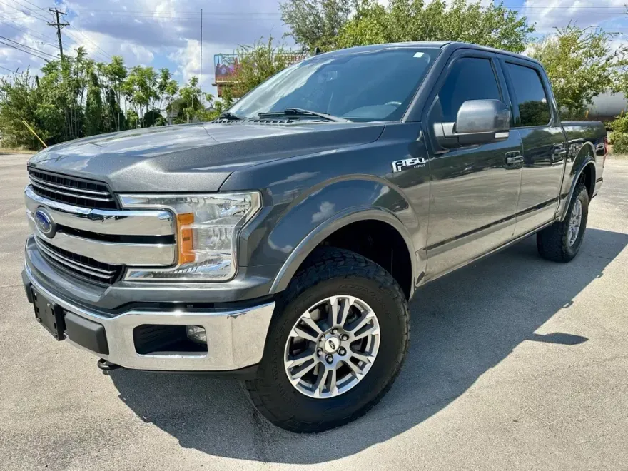 2019 Ford F-150 Lariat photo 1
