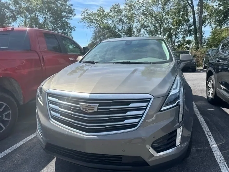 2018 Cadillac XT5 Premium Luxury photo 1