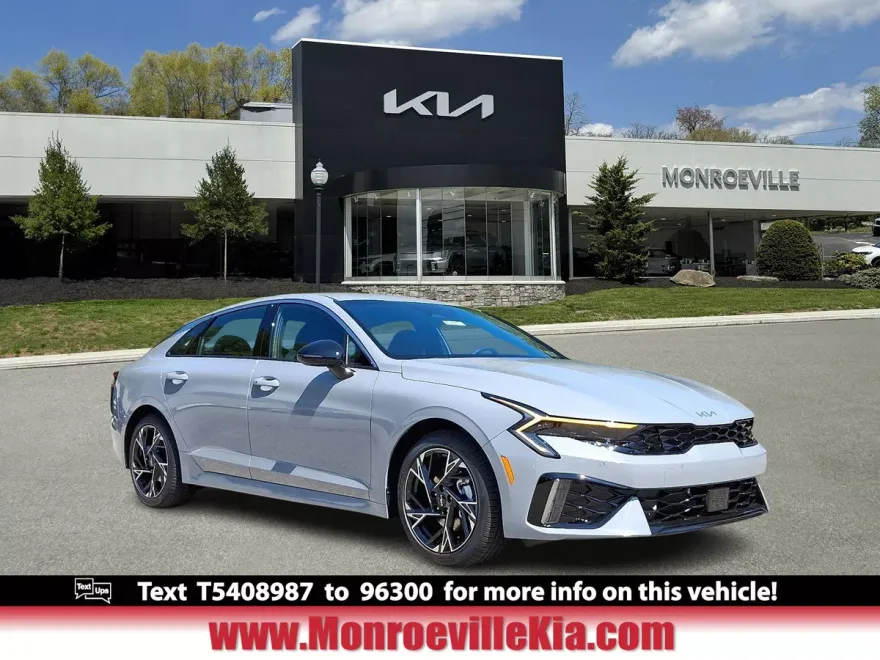 2026 Kia K5 GT-Line photo 1