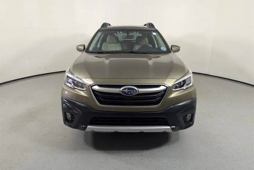 2021 Subaru Outback Limited photo 1