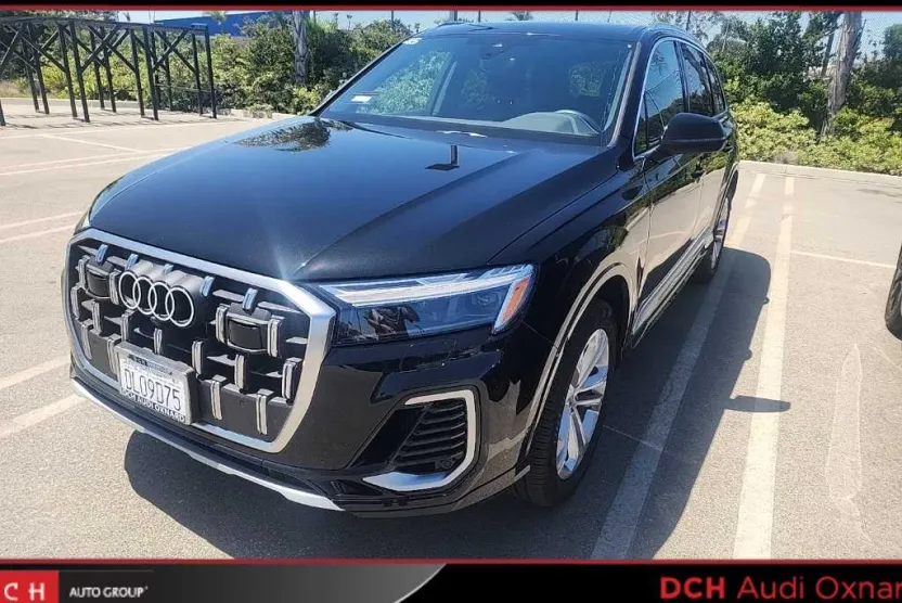 2025 Audi Q7 Premium photo 1