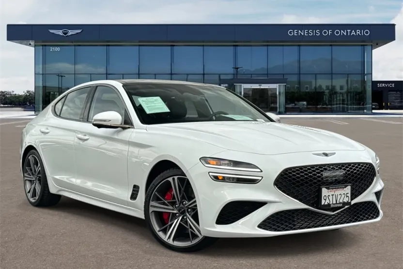 2025 Genesis G70 3.3T Sport Advanced photo 1