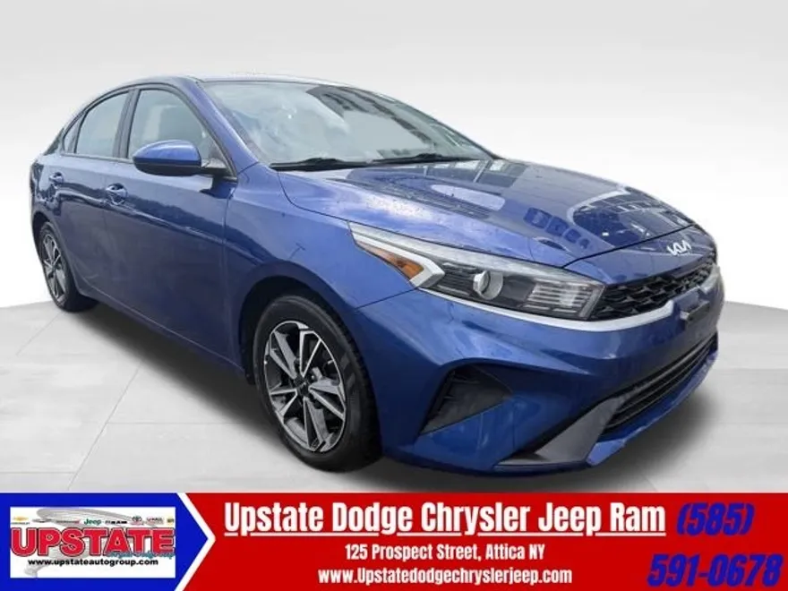 2022 Kia Forte LXS photo 1