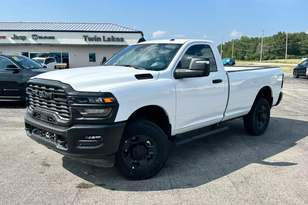 2025 Ram 2500 Tradesman photo 1