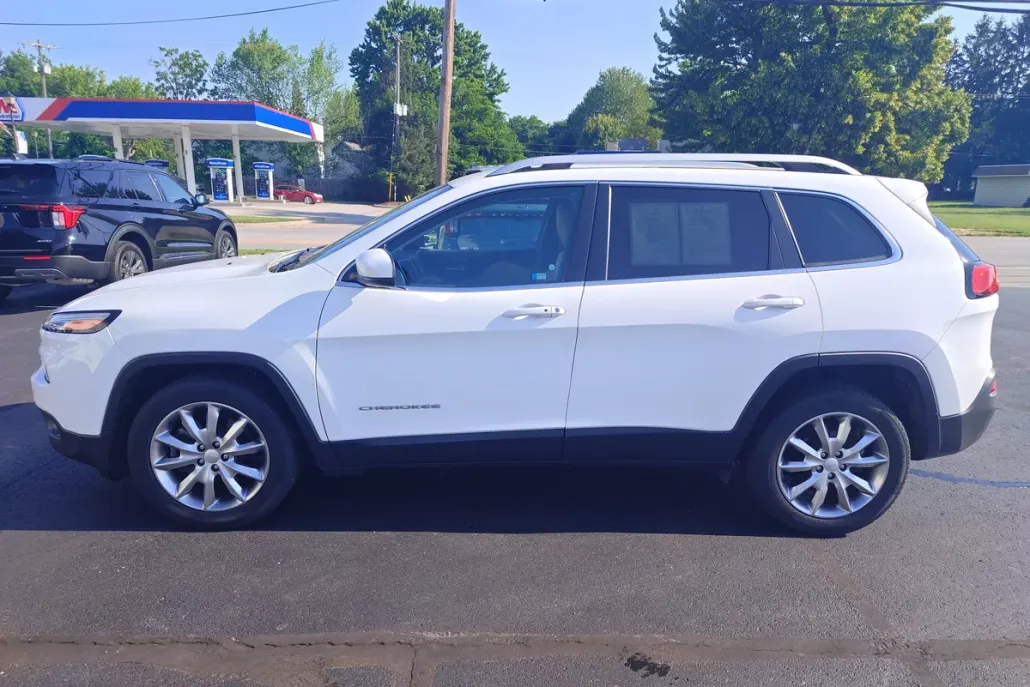 2018 Jeep Cherokee Limited photo 1
