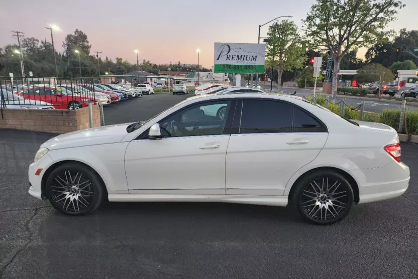 2008 Mercedes Benz C 300 Sport photo 1