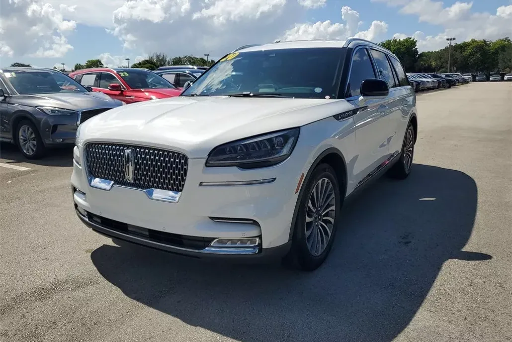 2020 Lincoln Aviator Reserve photo 1
