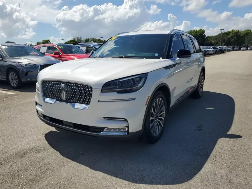 2020 Lincoln Aviator Reserve photo 1