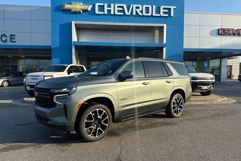 2024 Chevrolet Tahoe RST photo 1