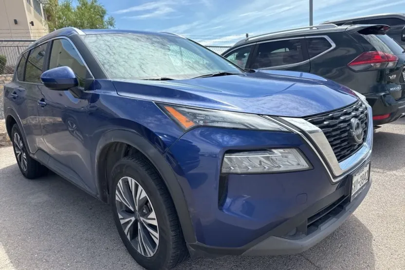 2023 Nissan Rogue SV photo 1