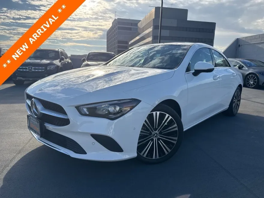 2023 Mercedes Benz CLA 250 photo 1