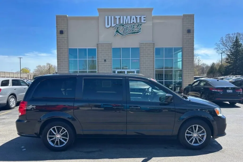 2016 Dodge Grand Caravan SE photo 1