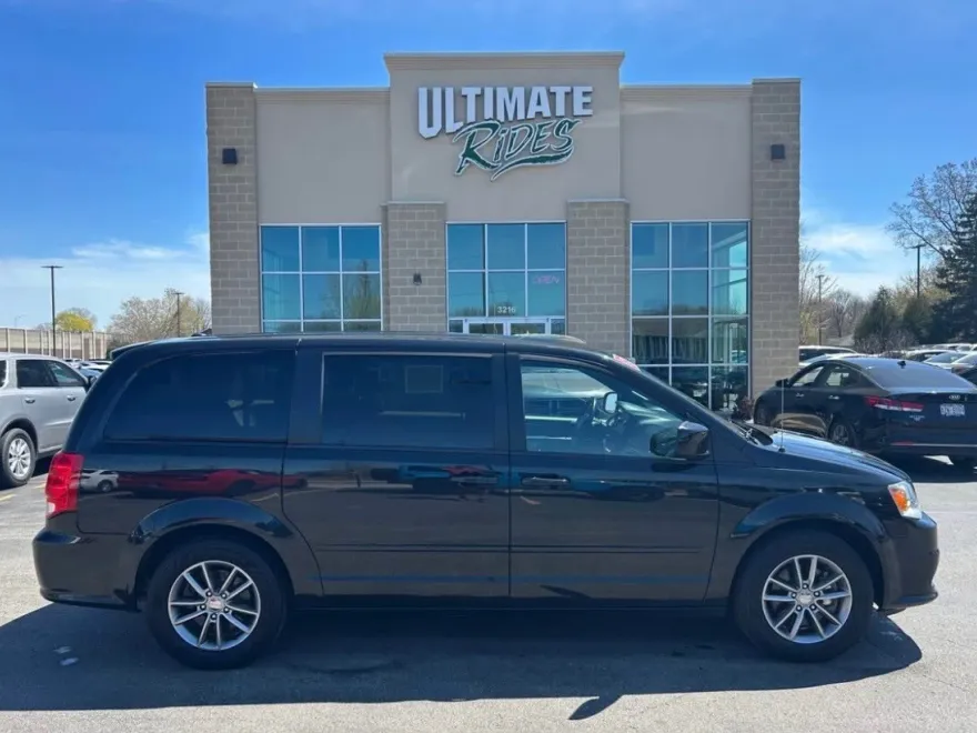 2016 Dodge Grand Caravan SE photo 1