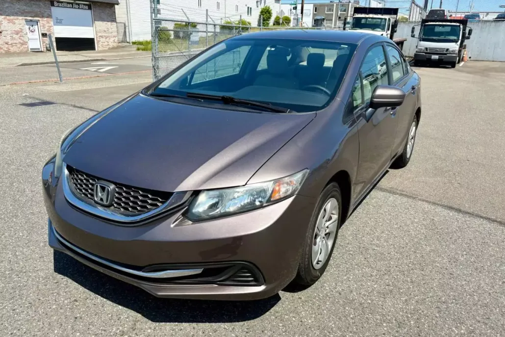 2015 Honda Civic LX photo 1
